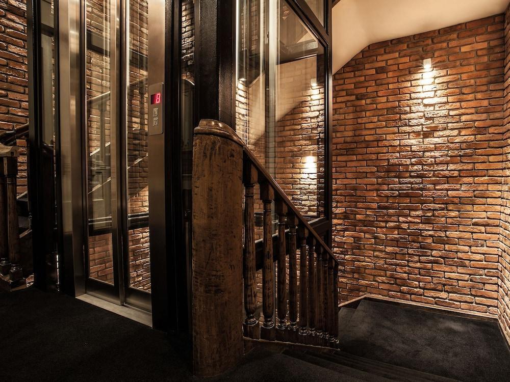 Betmanowska Main Square Adults Only Hotell 4*